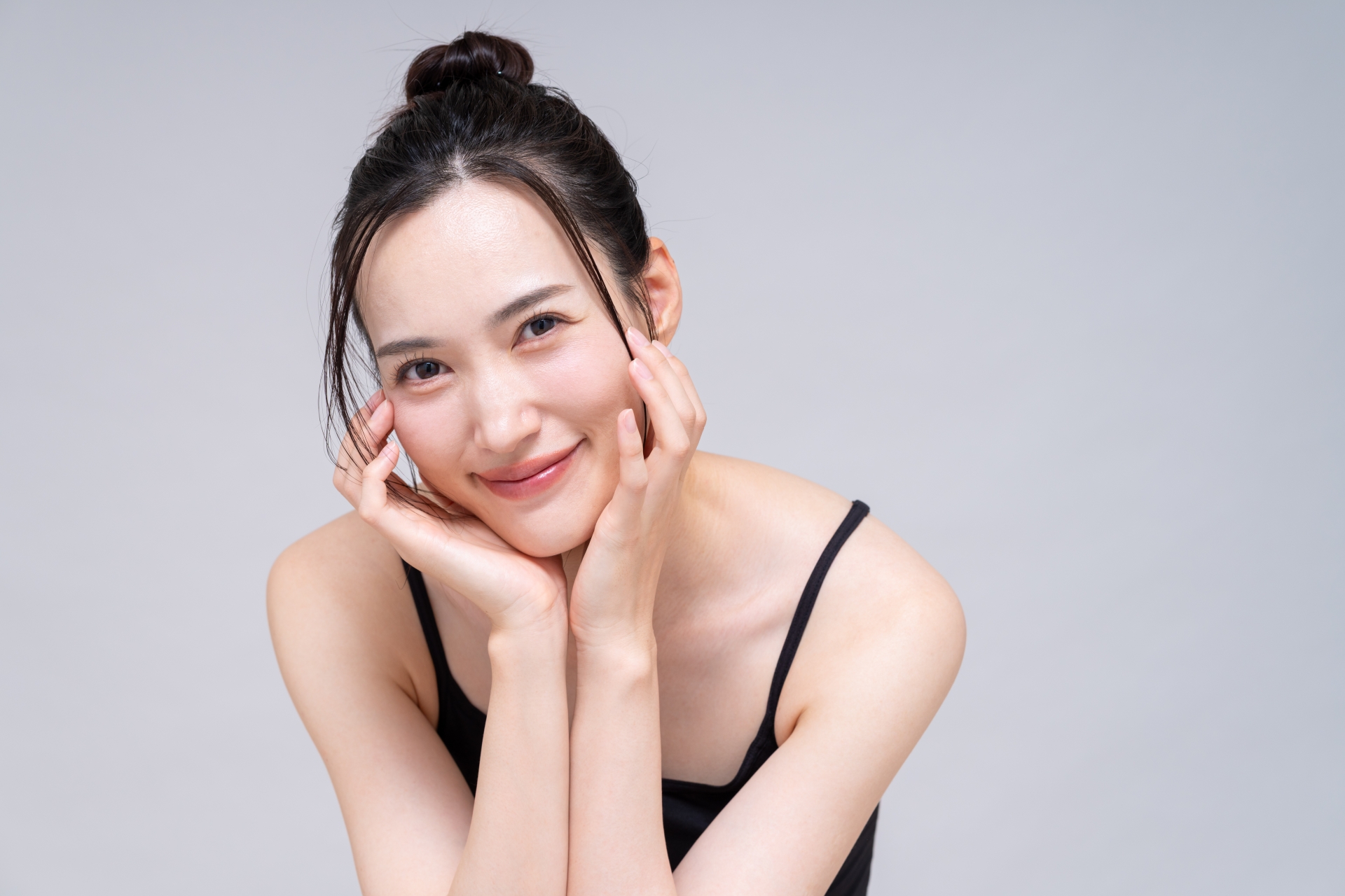 プラジュネーション|ドクターズコスメが提案する年齢肌へのアプローチと成分の魅力